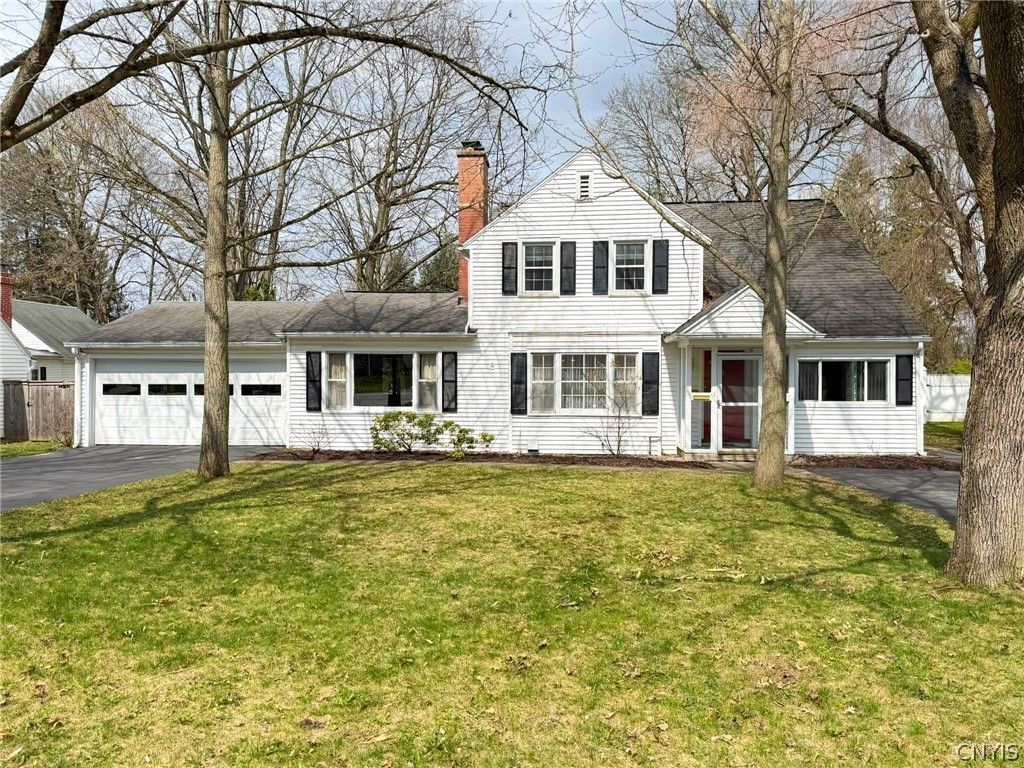 12 Windsor Terrace, New Hartford, NY 13501