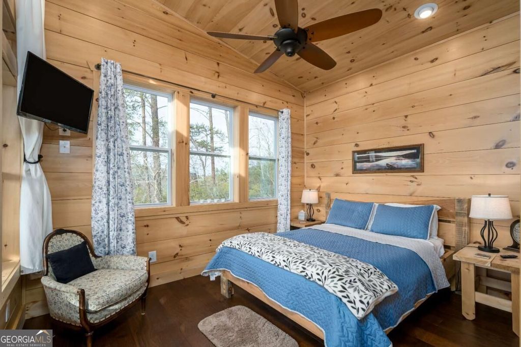 21 Riverview Circle, Blue Ridge, GA 30513 — photo 2