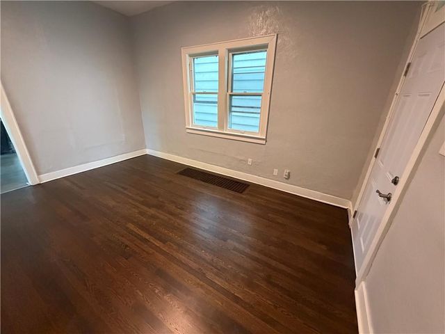 518 Barnett Avenue, Kansas City, KS 66101