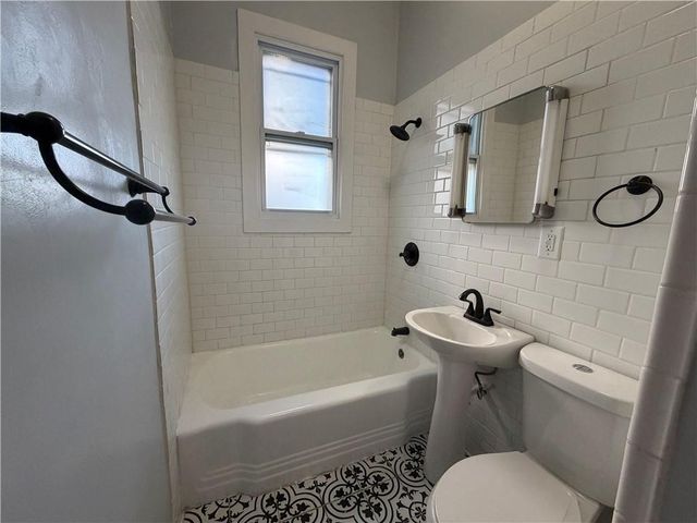 518 Barnett Avenue, Kansas City, KS 66101