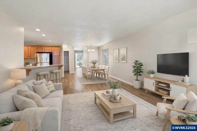 4074 Aden Pl NE, Salem, OR 97305