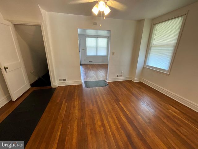 3018 E LARUE SQ E, Baltimore, MD 21225