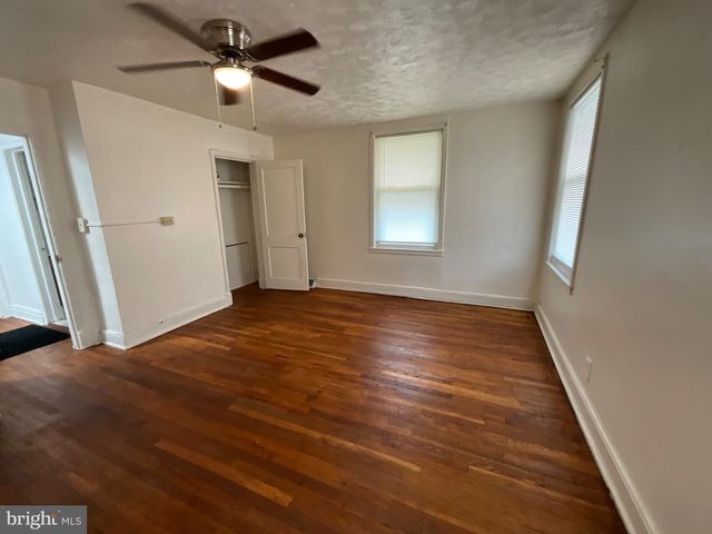 3018 E LARUE SQ E, Baltimore, MD 21225