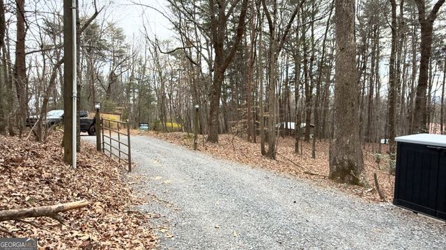 325 PETTIT RIDGE Road, Ellijay, GA 30536