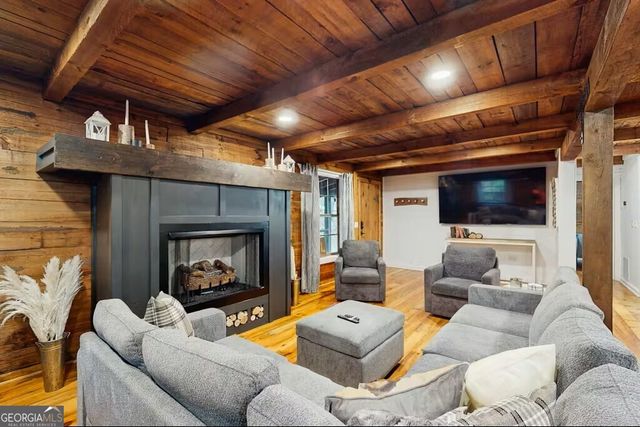 325 PETTIT RIDGE Road, Ellijay, GA 30536