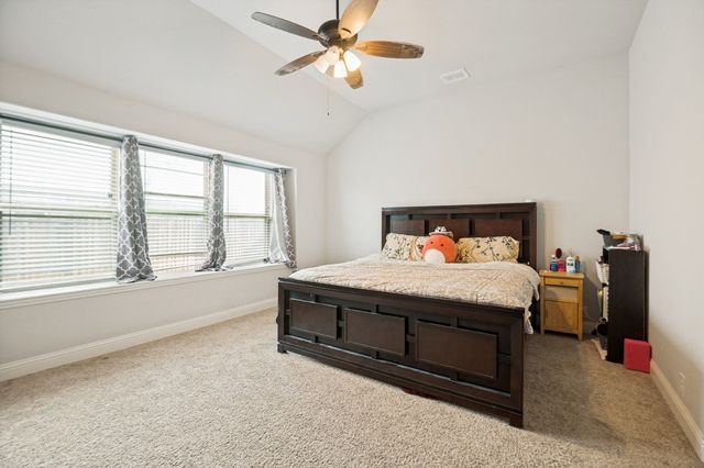 734 Larkspur Lane, Midlothian, TX 76065