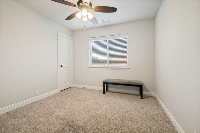 734 Larkspur Lane, Midlothian, TX 76065
