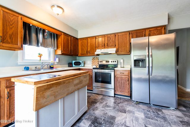 1509 Waterworks Rd, La Grange, KY 40031