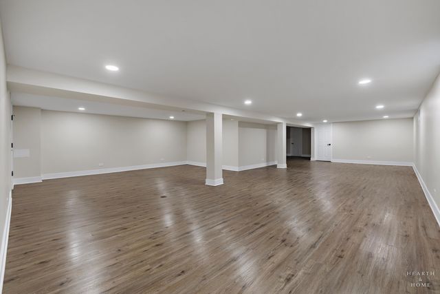 355 Hiawatha Drive, Lake In The Hills, IL 60156