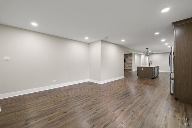 355 Hiawatha Drive, Lake In The Hills, IL 60156