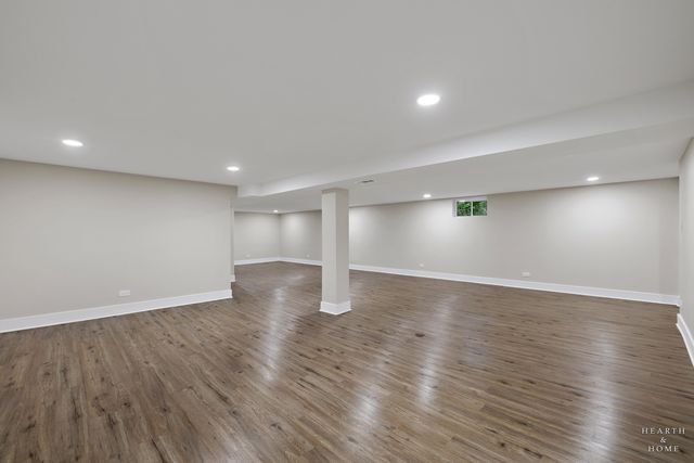 355 Hiawatha Drive, Lake In The Hills, IL 60156