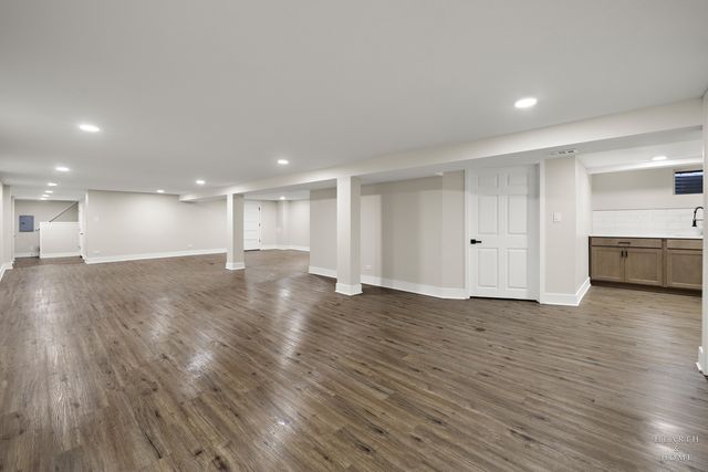 355 Hiawatha Drive, Lake In The Hills, IL 60156