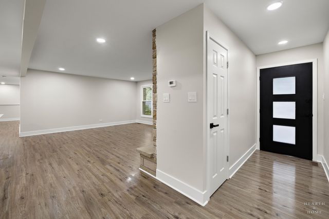355 Hiawatha Drive, Lake In The Hills, IL 60156