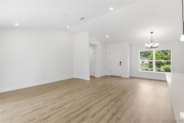 8121 N Tiny Lily Drive, Dunnellon, FL 34434