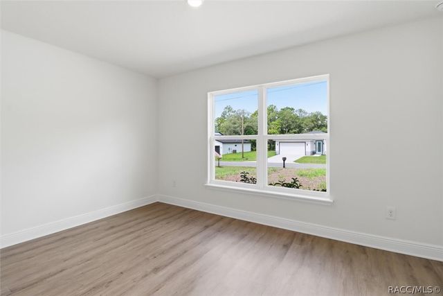 8121 N Tiny Lily Drive, Dunnellon, FL 34434
