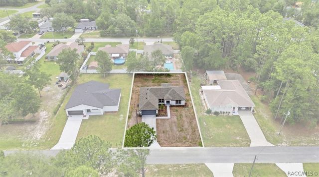 8121 N Tiny Lily Drive, Dunnellon, FL 34434