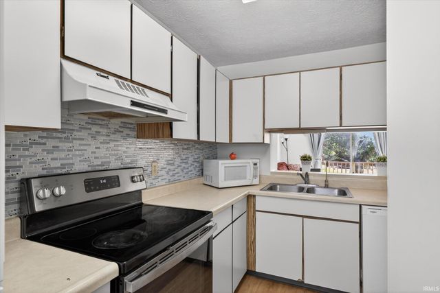 2448 S Brittany Lane, Bloomington, IN 47401