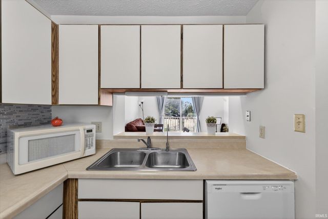 2448 S Brittany Lane, Bloomington, IN 47401