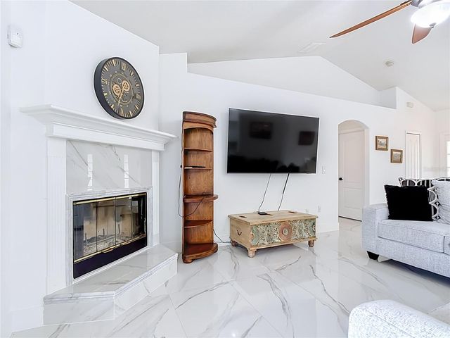 4934 LAZY OAKS WAY, St Cloud, FL 34771