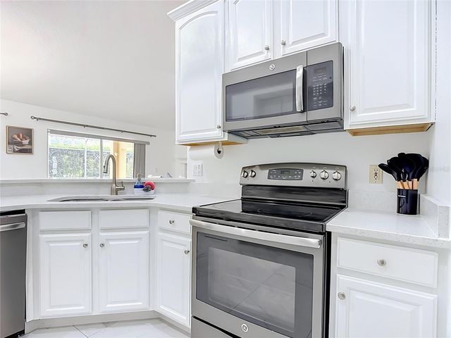 4934 LAZY OAKS WAY, St Cloud, FL 34771