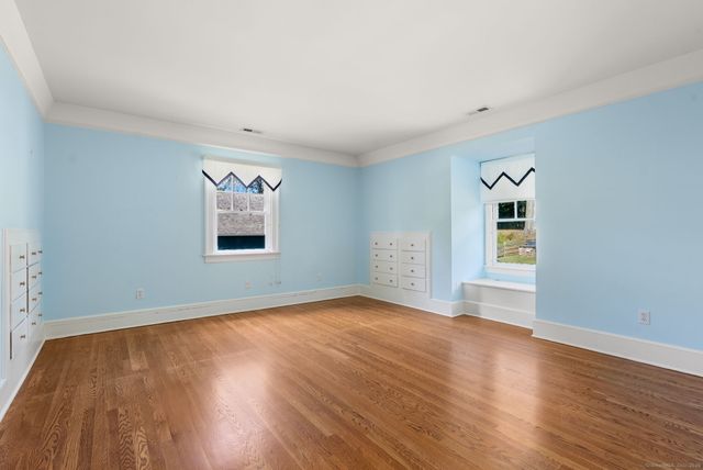 221 Greens Farms Road, Westport, CT 06880