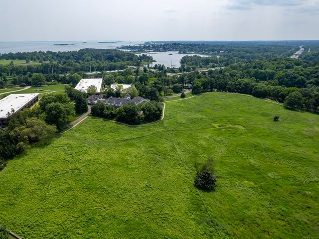 221 Greens Farms Road, Westport, CT 06880