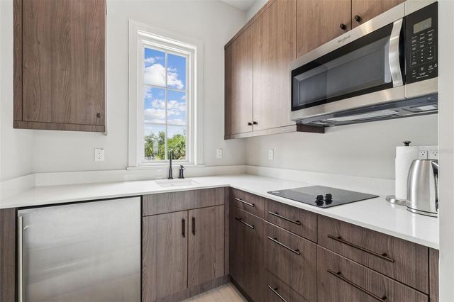 9236 BAY POINT DRIVE, Orlando, FL 32819