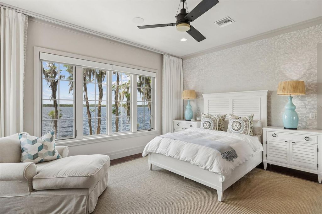 Image 30 of property listing at 9236 BAY POINT DRIVE, Orlando, FL 32819