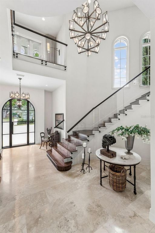 Image 5 of property listing at 9236 BAY POINT DRIVE, Orlando, FL 32819