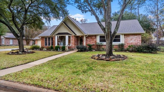 208 Magnolia Way, Huntsville, TX 77320