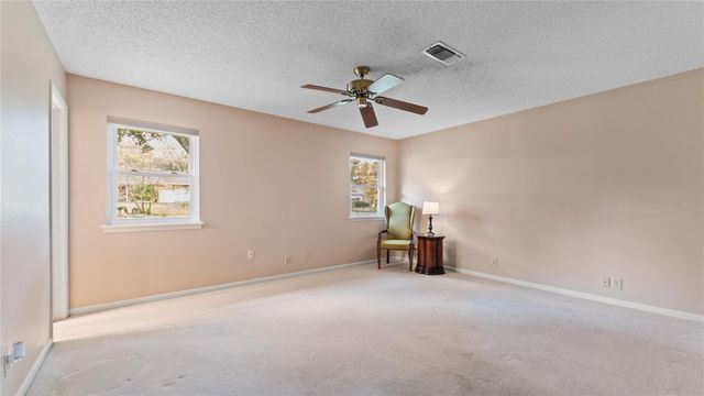 208 Magnolia Way, Huntsville, TX 77320