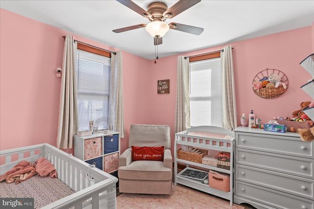 19 S 4TH ST, Mcsherrystown, PA 17344