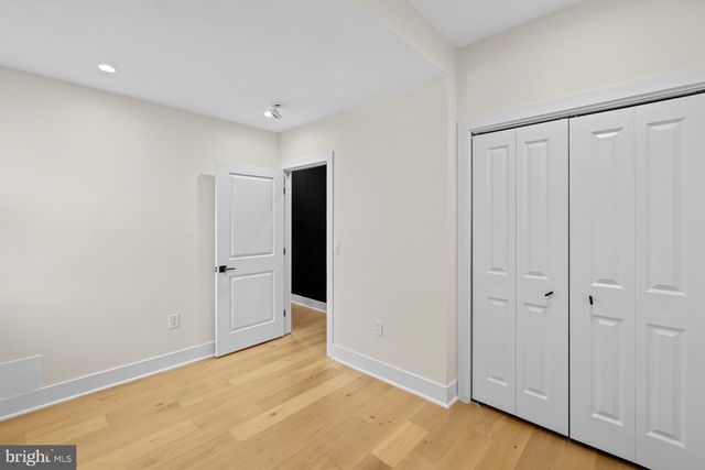 713 CROISSANT PL SE, Washington, DC 20019