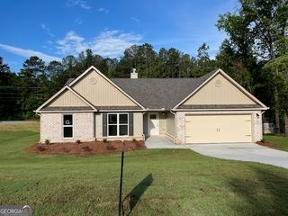 482 Riley Circle NW, Milledgeville, GA 31061