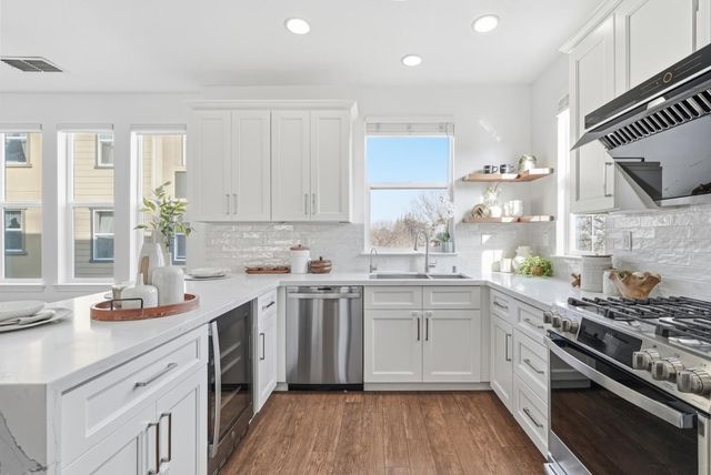 238 Peppermint Tree Terrace 5, Sunnyvale, CA 94086