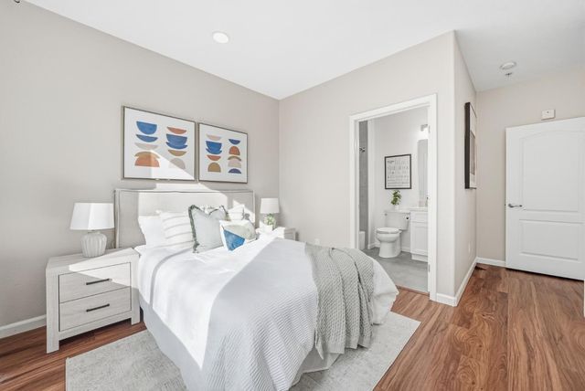 238 Peppermint Tree Terrace 5, Sunnyvale, CA 94086