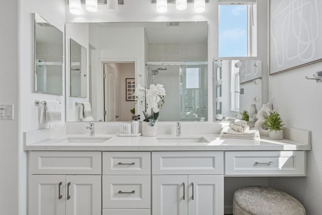 238 Peppermint Tree Terrace 5, Sunnyvale, CA 94086