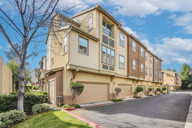 238 Peppermint Tree Terrace 5, Sunnyvale, CA 94086