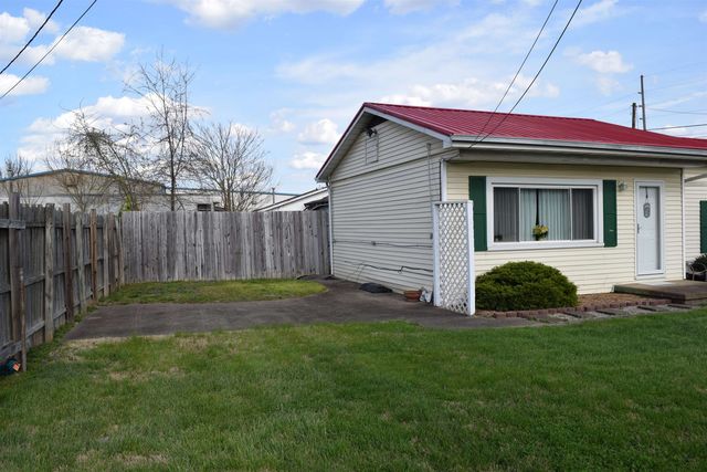 1128 3rd Avenue, Chesapeake, OH 45619