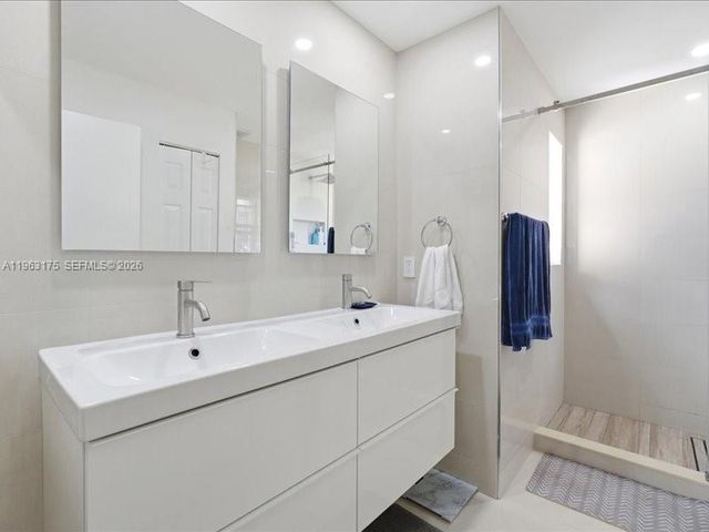 2051 SW 148th Ave, Miramar, FL 33027