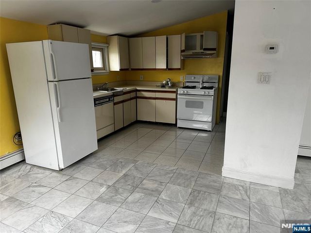 449 Taft Avenue 2, Woodland Park, NJ 07424