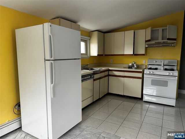 449 Taft Avenue 2, Woodland Park, NJ 07424