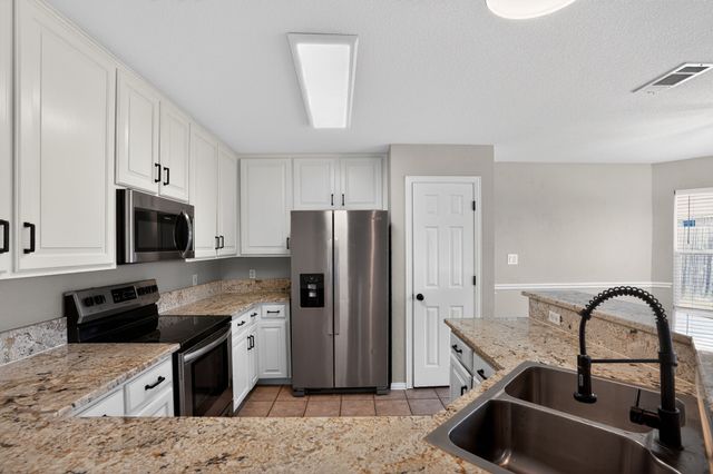 402 Taos Court E, Aledo, TX 76008