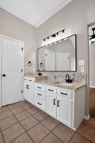 402 Taos Court E, Aledo, TX 76008