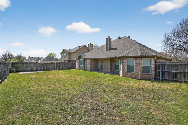 402 Taos Court E, Aledo, TX 76008