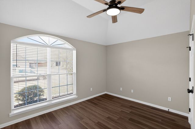 402 Taos Court E, Aledo, TX 76008