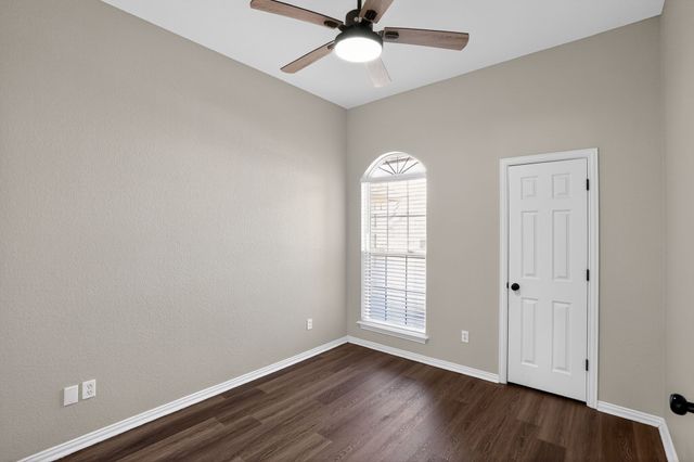 402 Taos Court E, Aledo, TX 76008