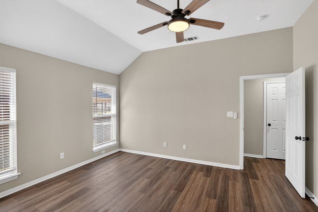 402 Taos Court E, Aledo, TX 76008