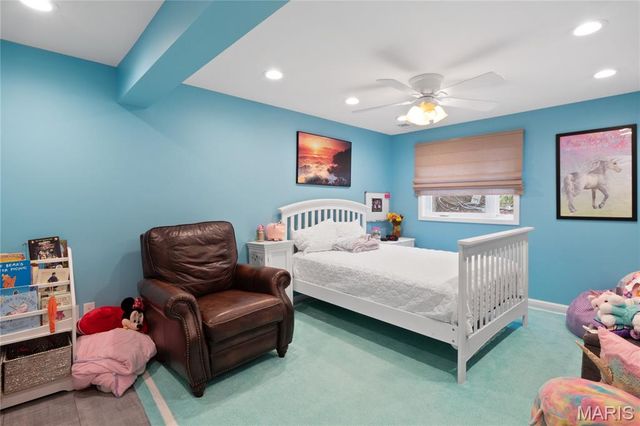 12759 Ladue Road, Creve Coeur, MO 63141
