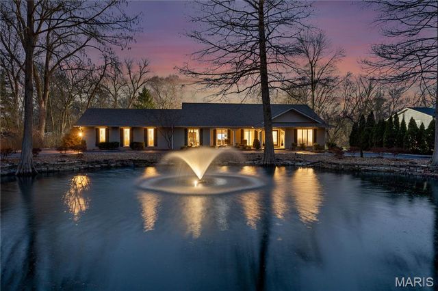 12759 Ladue Road, Creve Coeur, MO 63141
